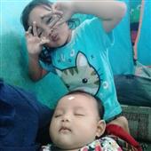 nư